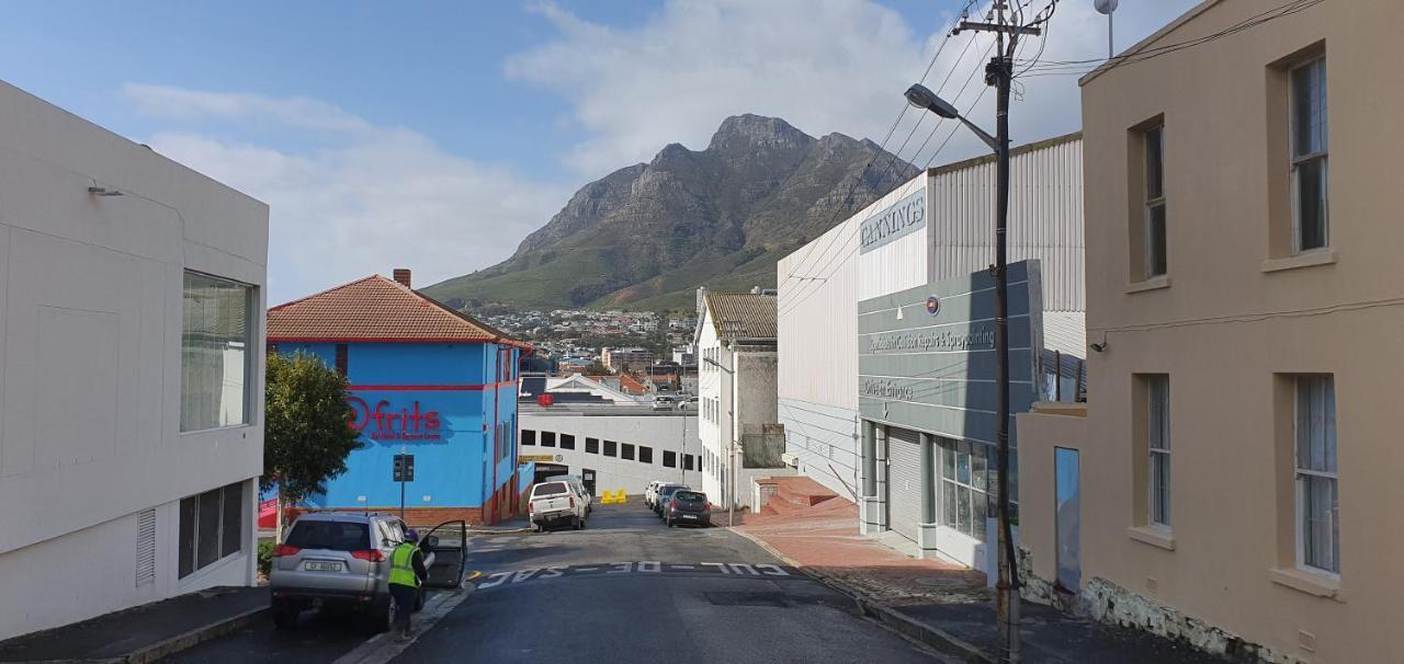 Helpful Lodge Cape Town Bagian luar foto
